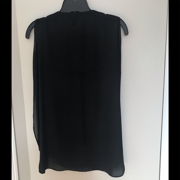 🇨🇦 🇨🇦 Cartise Front Tiered sleeveless top - Picture 3 of 5